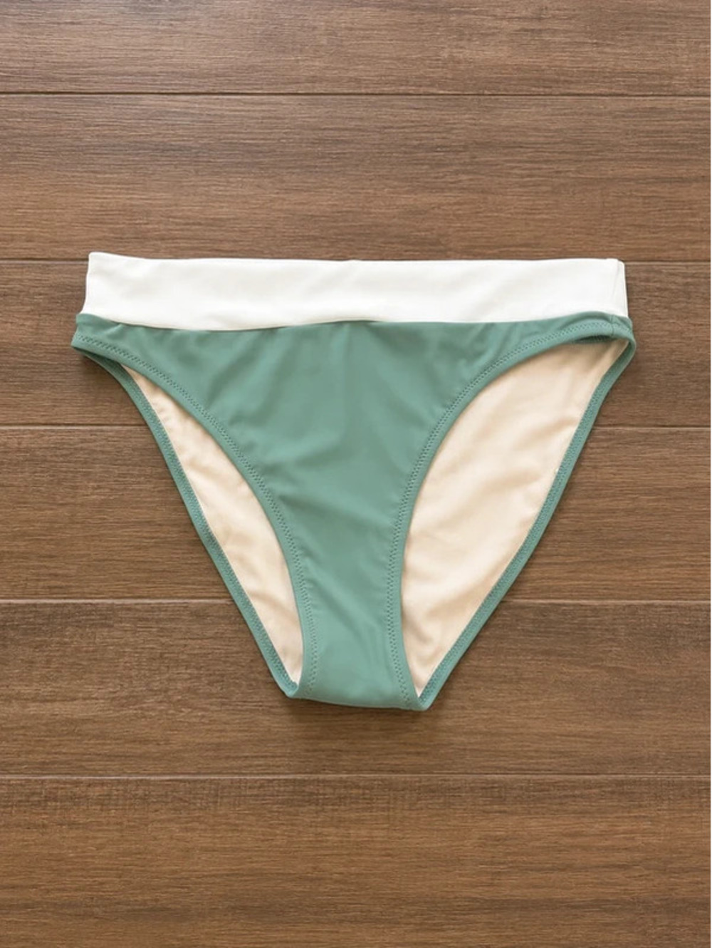 Blushing Brunette Colorblock Bikini Bottom – Size L – Excellent Condition